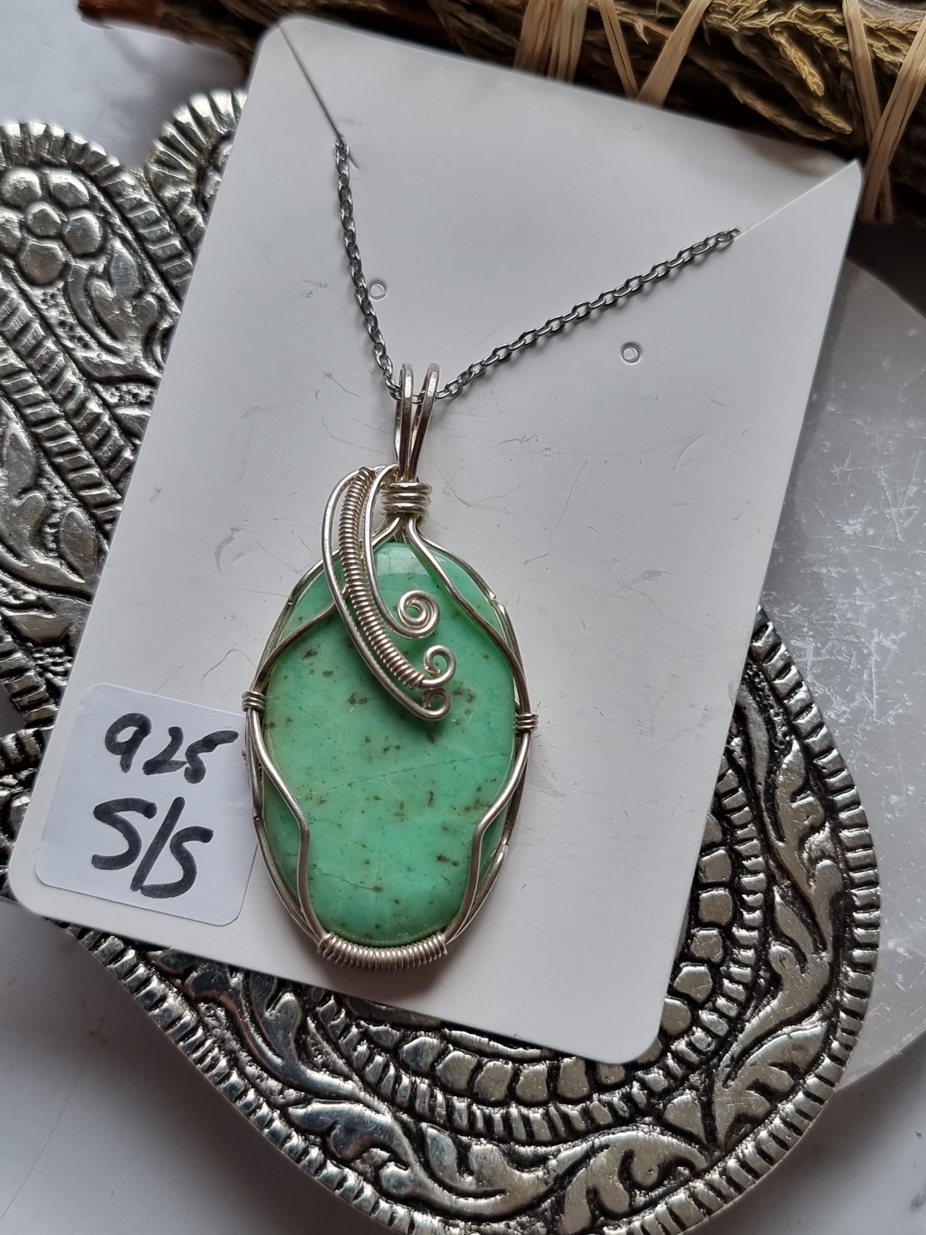 Chrysoprase Pendant