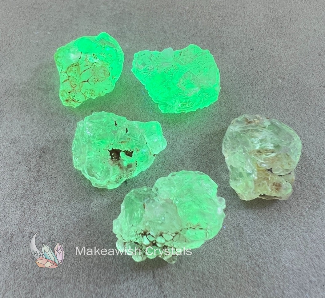 Raw Green Opal Stone - Rough Green Stone - Magic Crystals