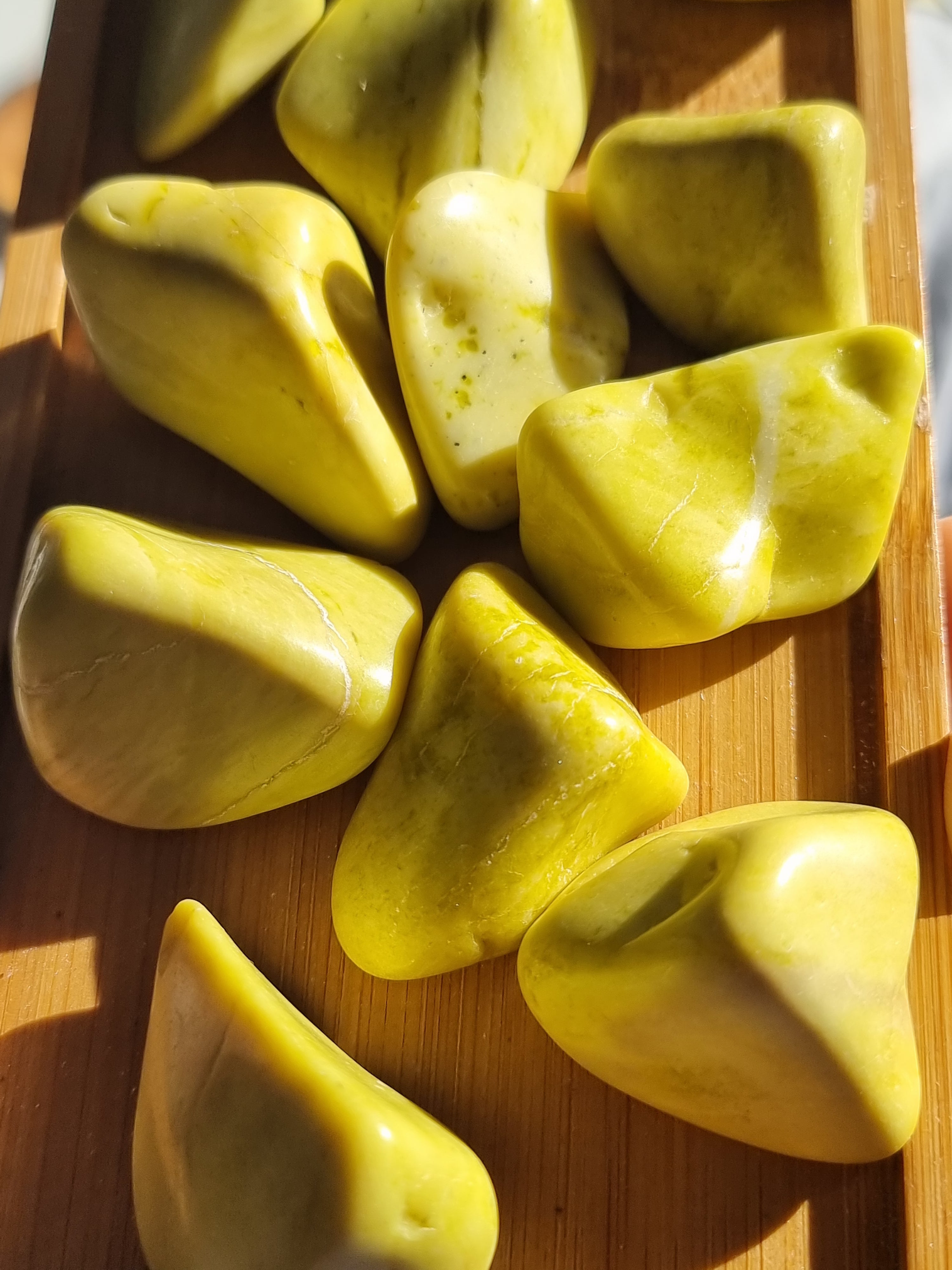 Lemon Serpentine Tumble