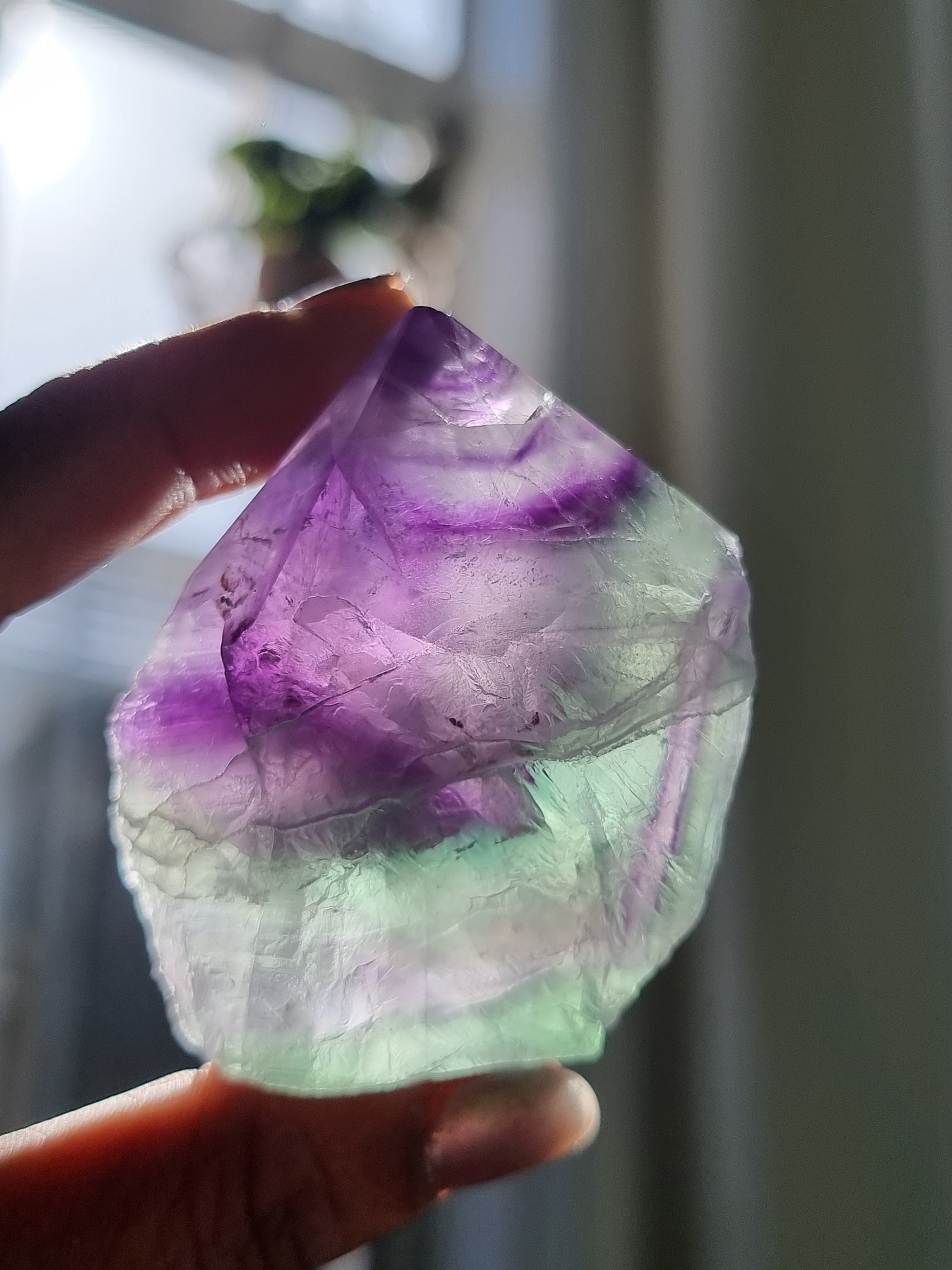 Fluorite cut Point Semi Polished